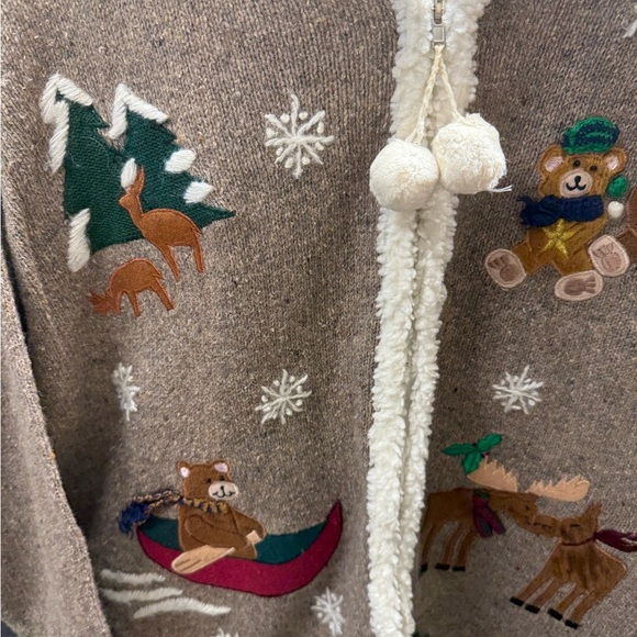 Lemon Grass Winter Motif Sweater - Picture 3 of 7